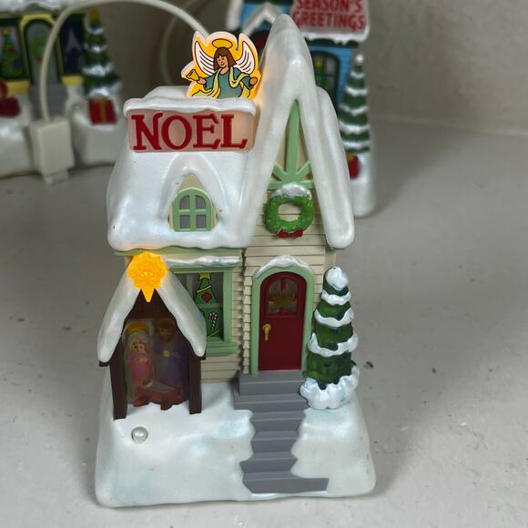 Hallmark Caroling Cottages 2009 Light & Sound Set of 4 & bonus 2014 Snowman - Picture 12 of 16